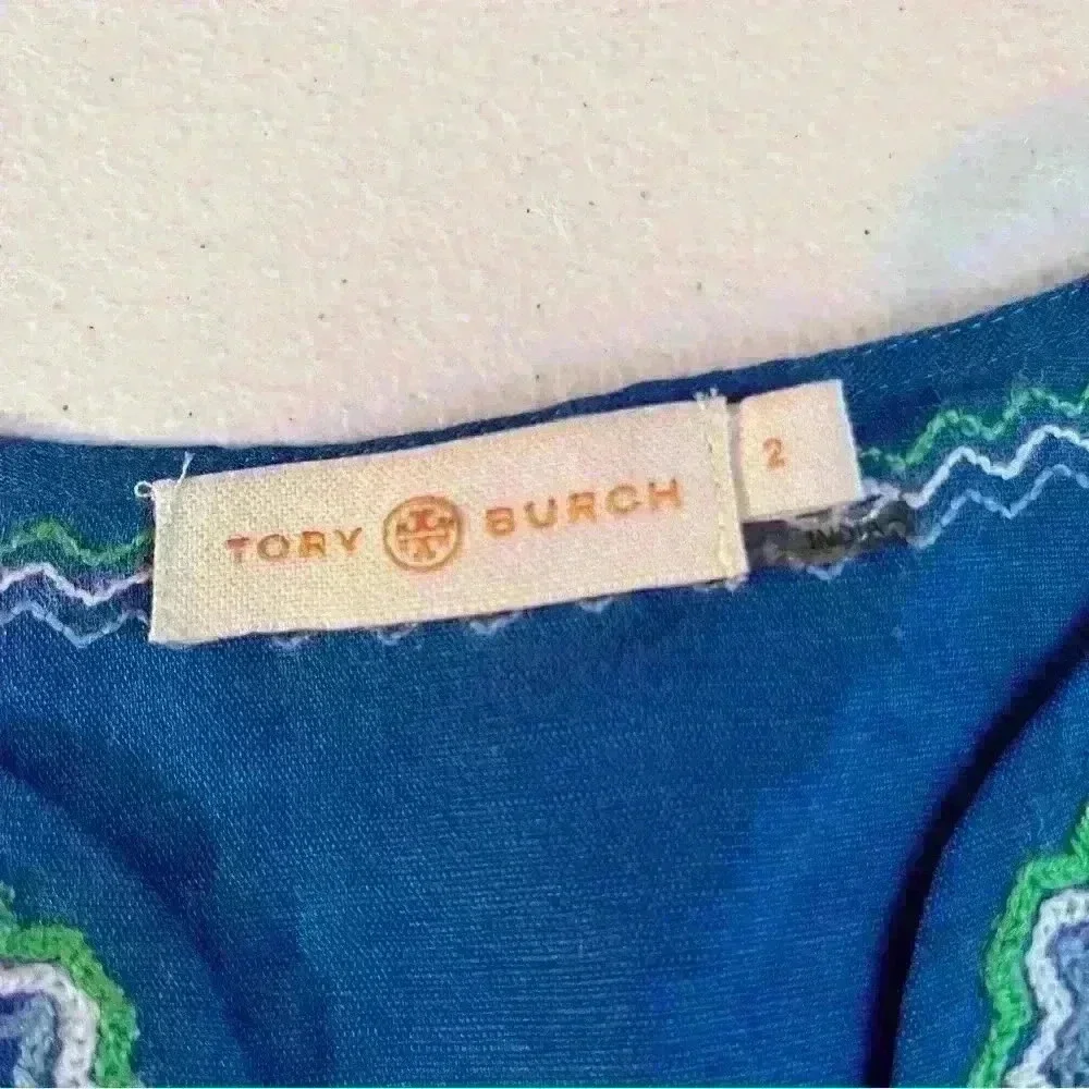 Tory Burch *Emilia* Tunic Size 2 Floral  Embroidered V-Neck Linen Top Shirt Blue